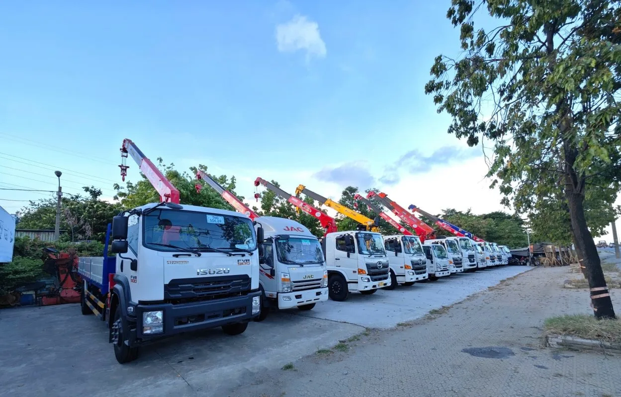 Dịch Vụ Cho Thuê Xe Cẩu Hàng