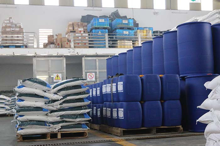 Vận chuyển hàng hoá chất